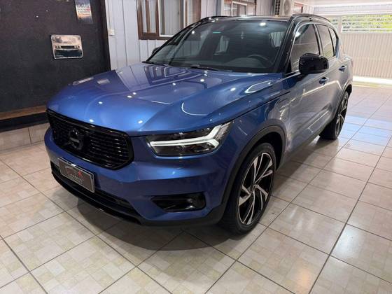 VOLVO XC40 1.5 T5 RECHARGE R-DESIGN GEARTRONIC